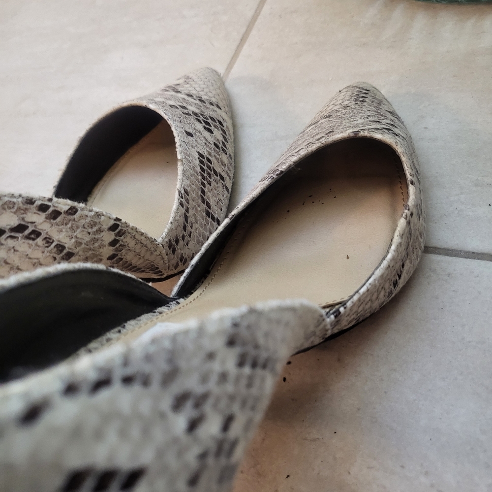 Heels - Picture 3 of 9